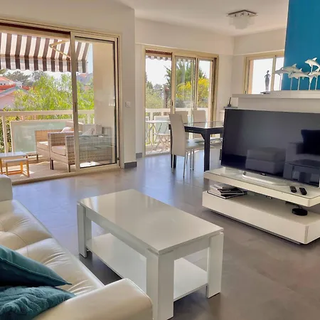 Appartement Splendide 3 Pieces Vue Antibes
