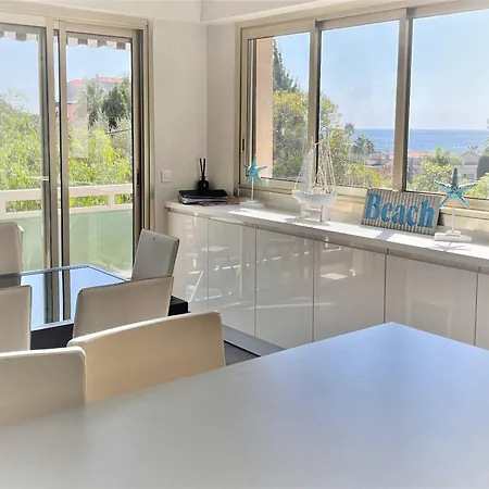 Splendide 3 Pieces Vue Apartment